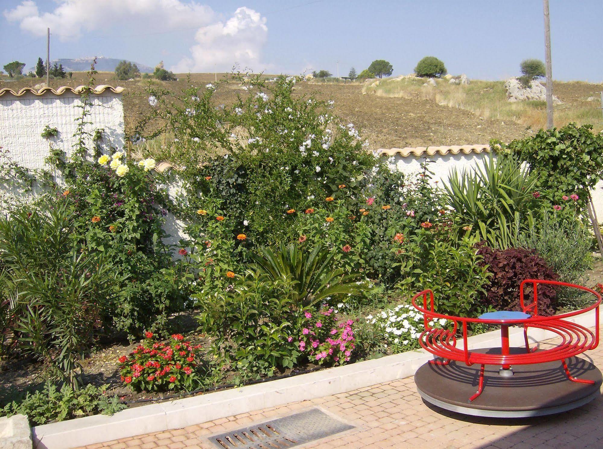 Casale Margherita Cammarata Esterno foto